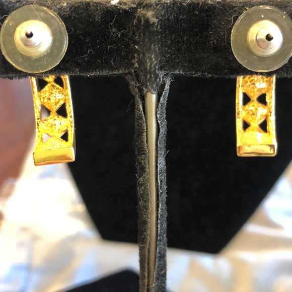 Harlequin Cubic Zirconia Hoop Earrings-Boutique - Picture 6 of 8